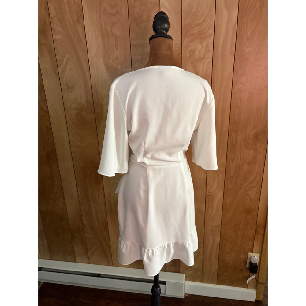 Topshop White Wrap Mini Dress Bell Sleeve Ruffle Hem V-Neck Size US 6 UK 10 - Picture 4 of 7